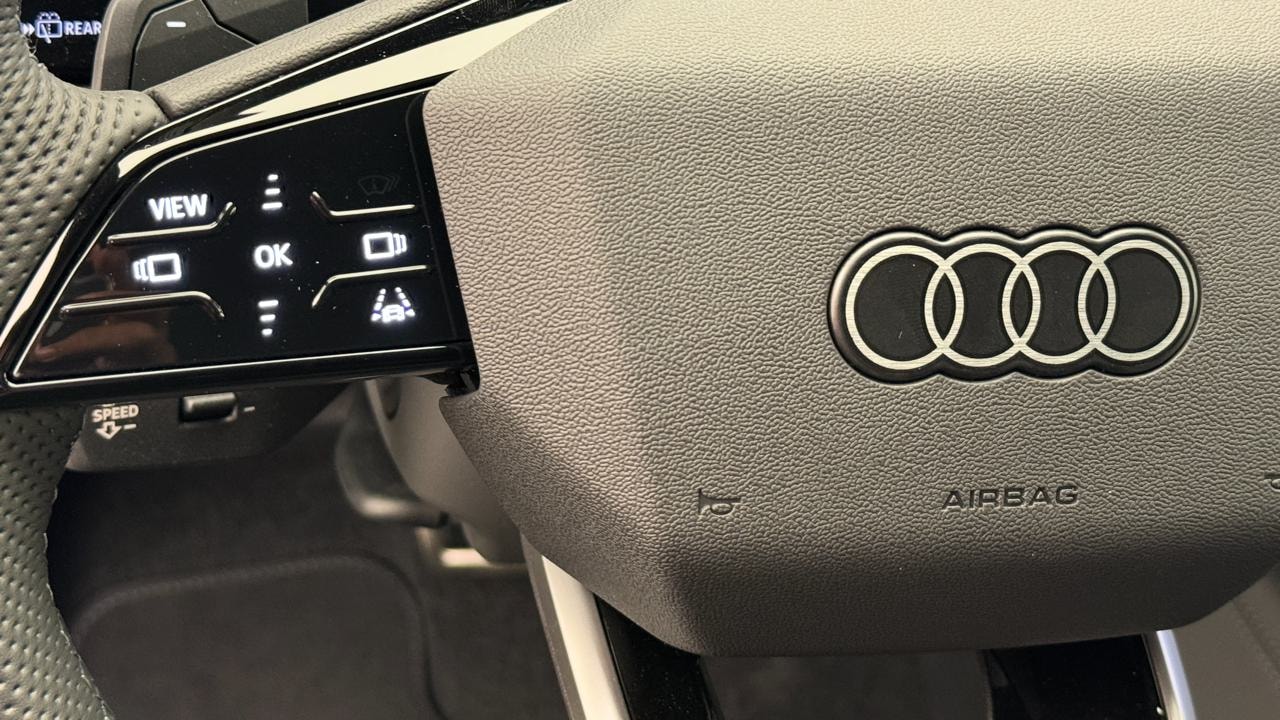 AUDI Q3 SUV TFSI quattro 195 kW S tronic-image-9