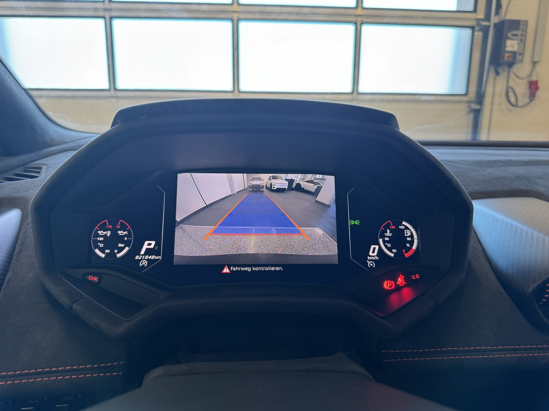 LAMBORGHINI Huracan Sterrato, volle Optionen, Carbon Türpanelen, Telemetrie, 63 Edition, Lamborghini Voll-Garantie bis Feb 2029 / 1 of 1499-image-19