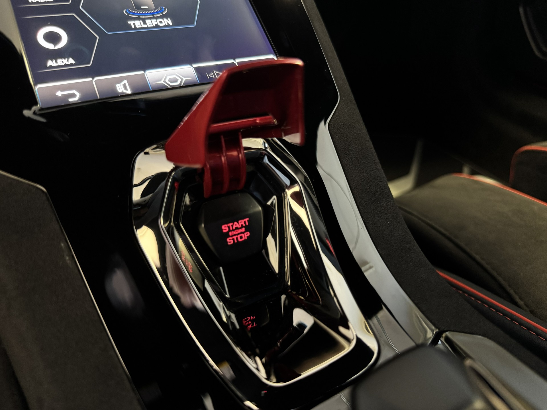 LAMBORGHINI Huracan Sterrato, volle Optionen, Carbon Türpanelen, Telemetrie, 63 Edition, Lamborghini Voll-Garantie bis Feb 2029 / 1 of 1499-image-23