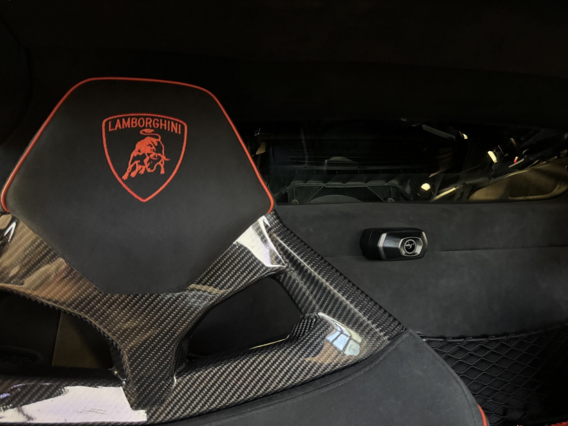 LAMBORGHINI Huracan Sterrato, volle Optionen, Carbon Türpanelen, Telemetrie, 63 Edition, Lamborghini Voll-Garantie bis Feb 2029 / 1 of 1499-image-17