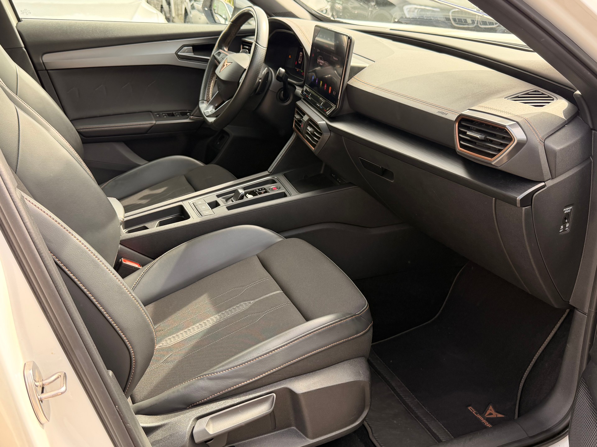CUPRA Formentor 1.4 e-HYBRID pHEV Allalin DSG-image-17