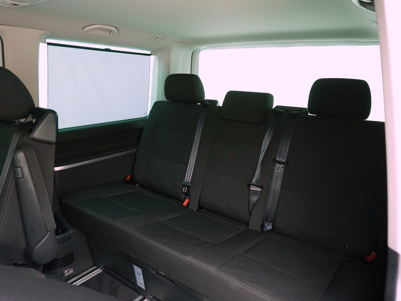 VW T6 Multivan 2.0 TDI DSG Comfortline 4Motion-image-15