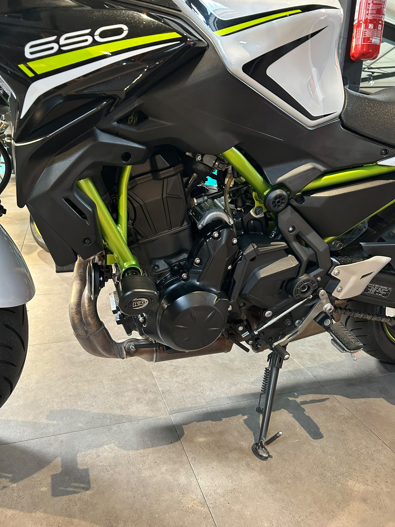 KAWASAKI Z 650 (35kW)-image-3