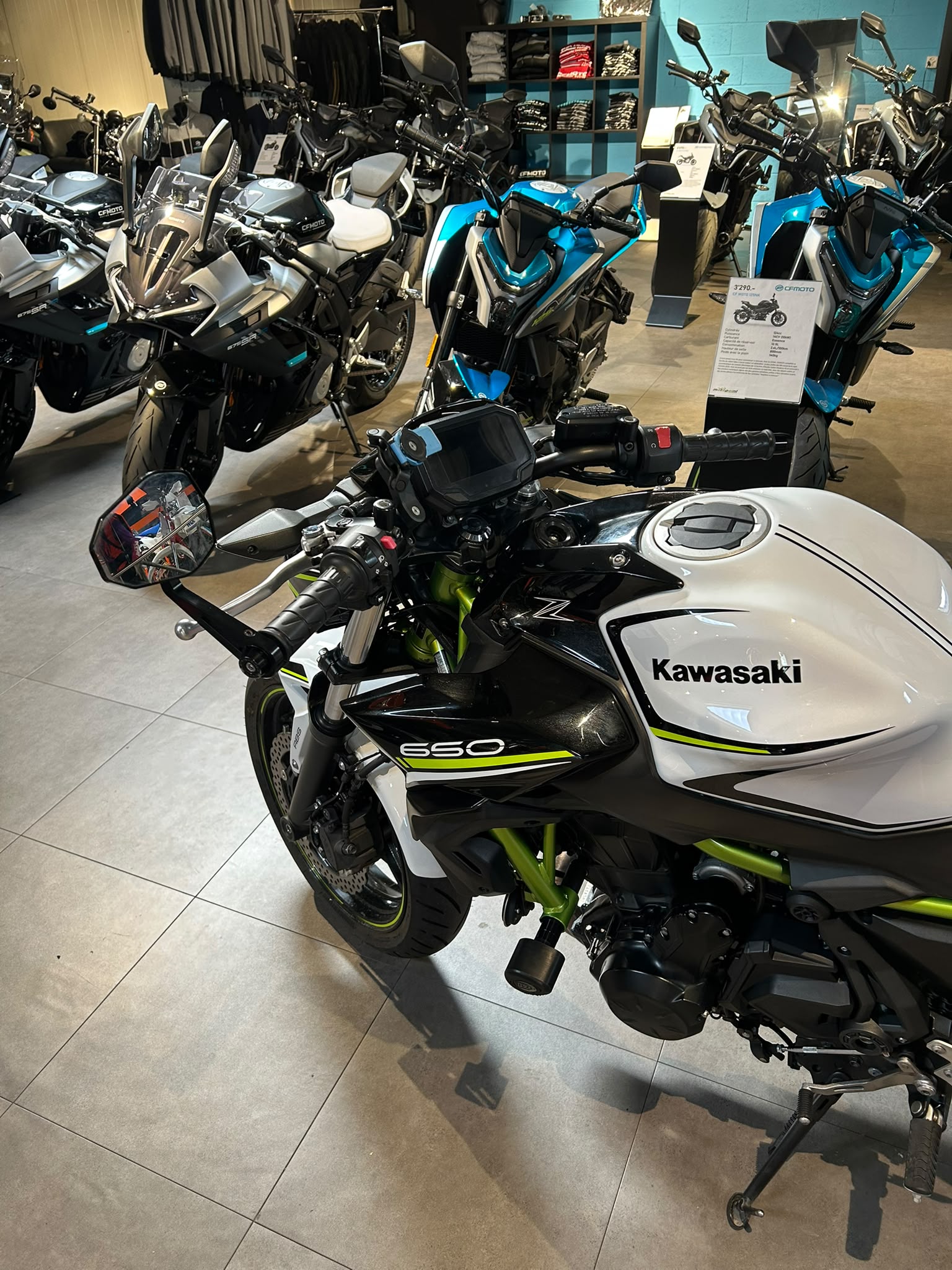 KAWASAKI Z 650 (35kW)-image-4