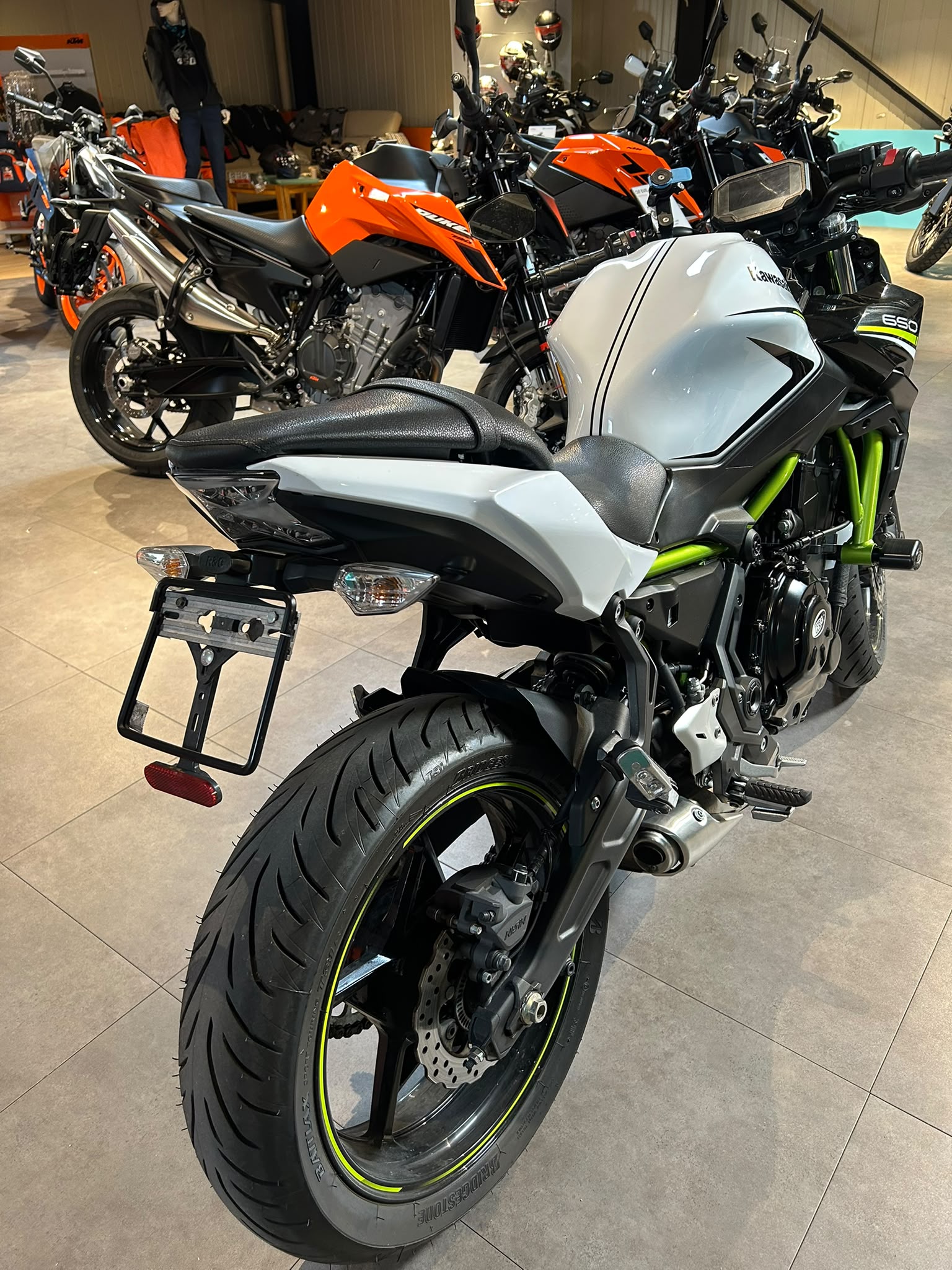 KAWASAKI Z 650 (35kW)-image-5
