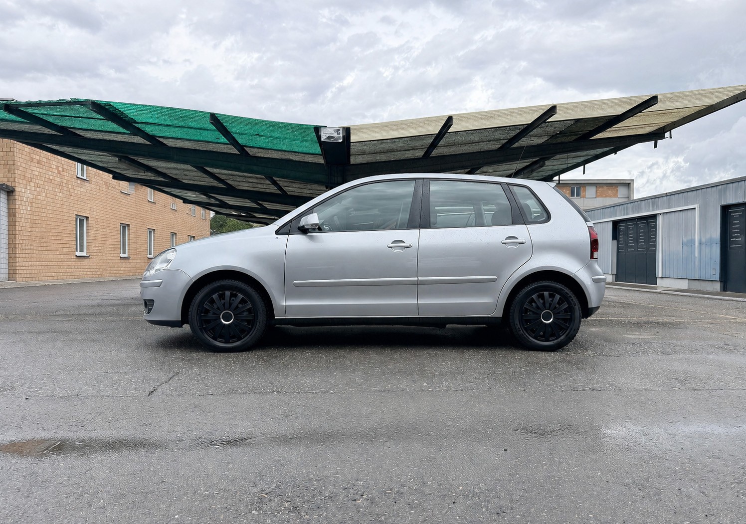 VW Polo 1.4 16V Trendline Automatic-showroom-element-2