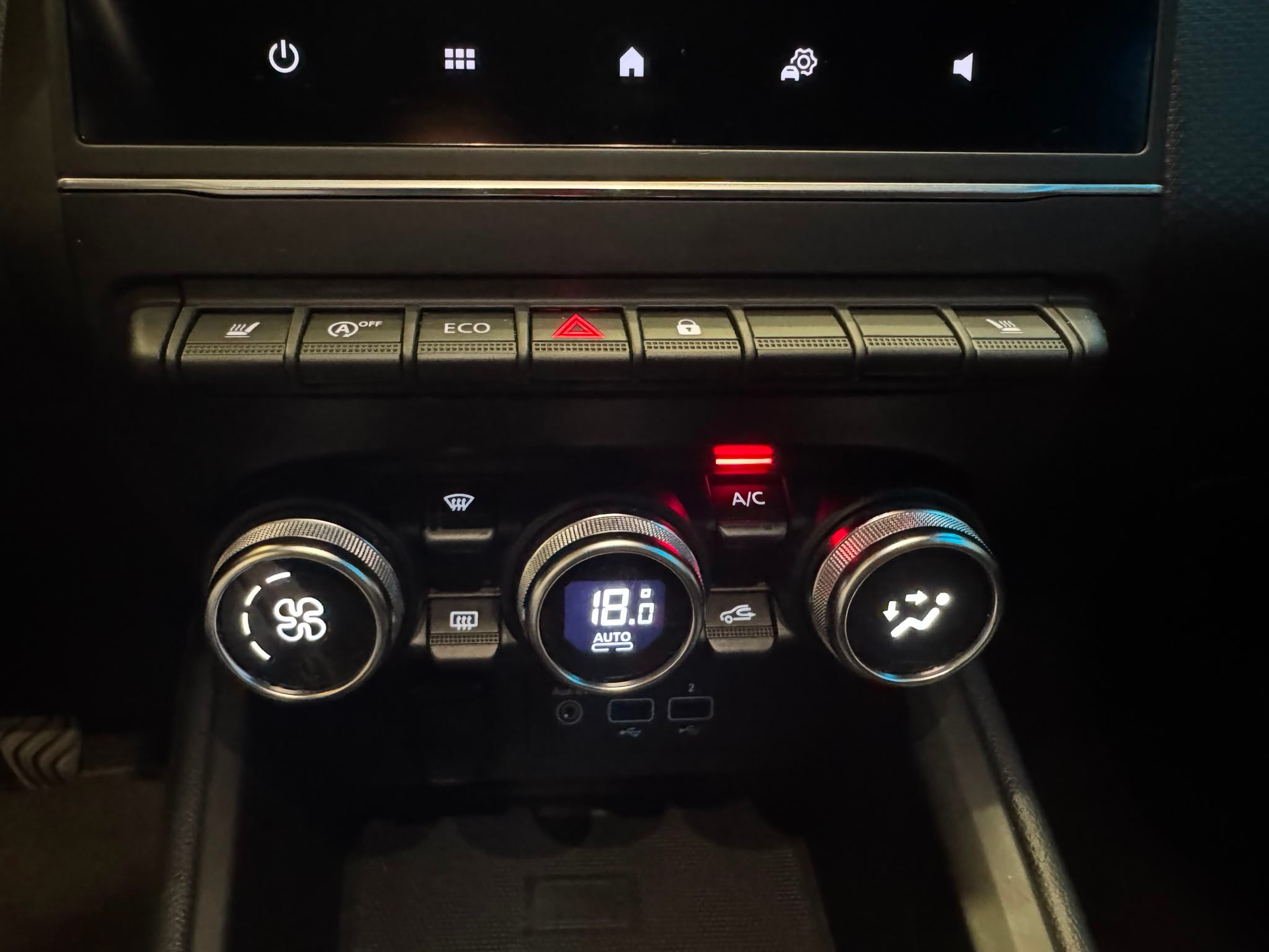 RENAULT Clio 1.0 Intens-image-23