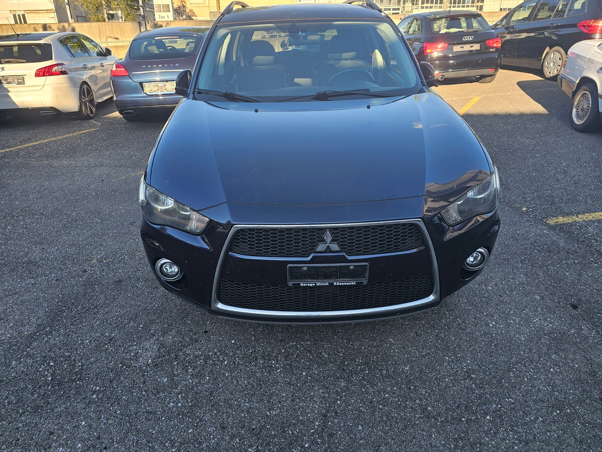 MITSUBISHI Outlander 2.2 DID Jubilé35 4WD-image-1