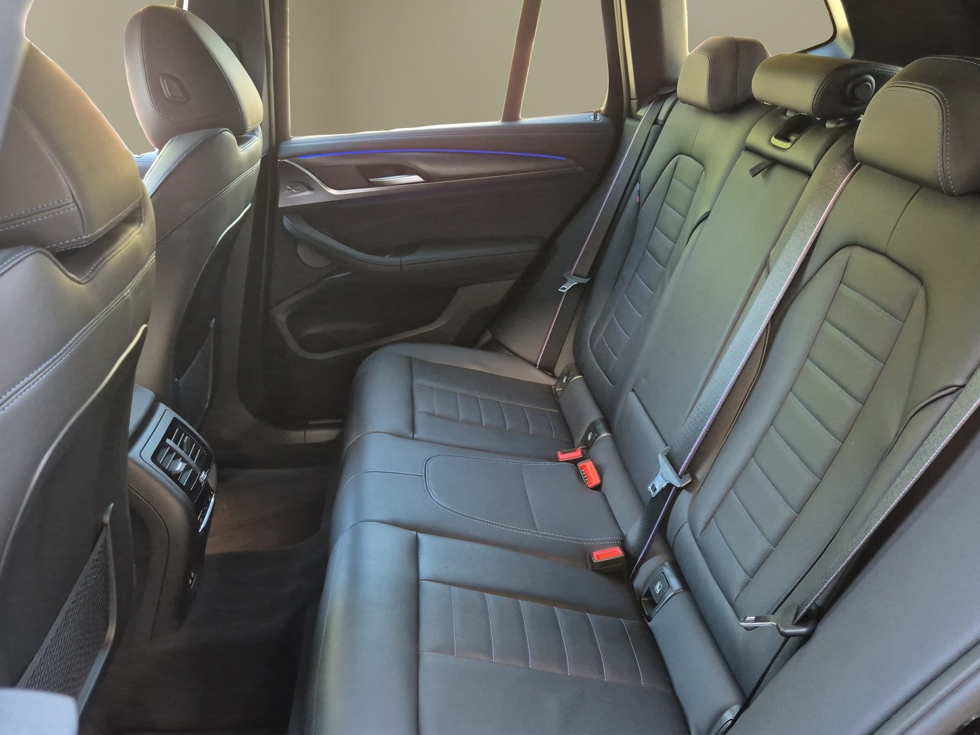 BMW X3 M40i-image-15