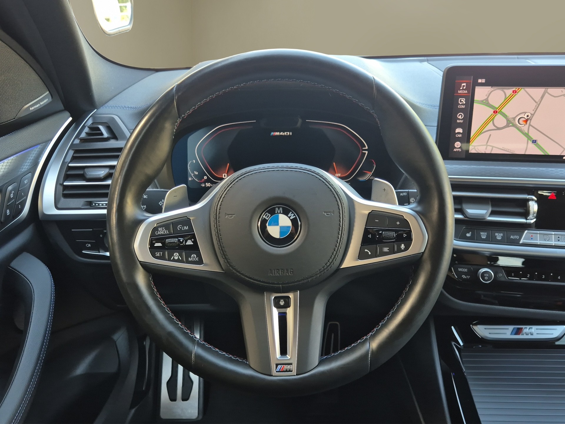 BMW X3 M40i-image-12