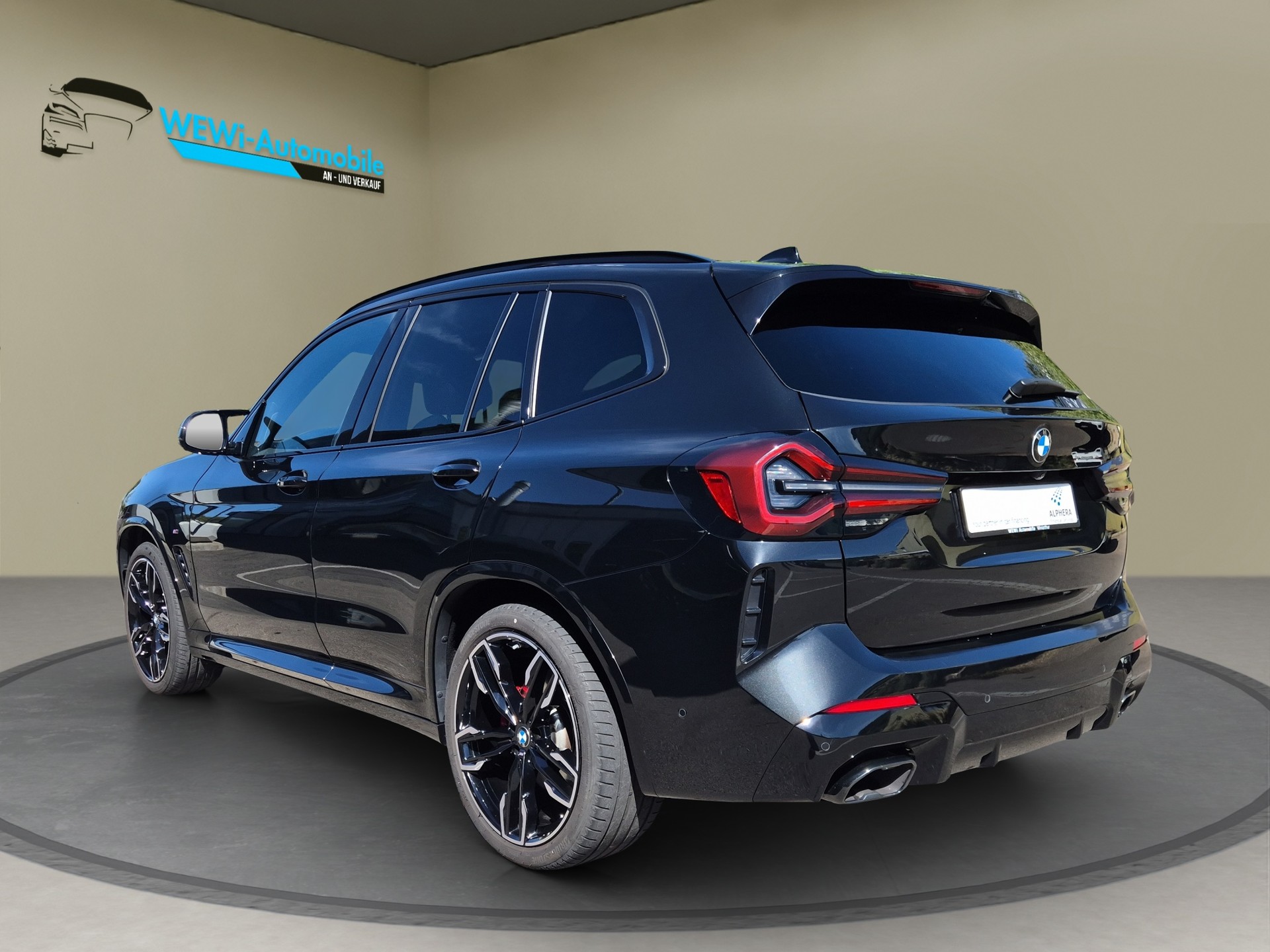 BMW X3 M40i-showroom-element-2