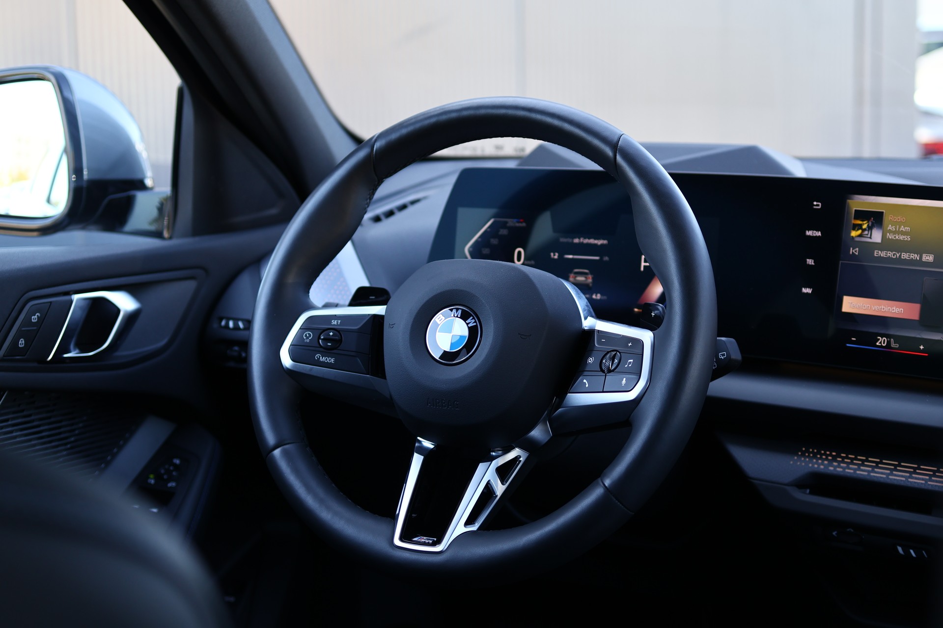 BMW 118d Steptronic M Sport Pro-image-23