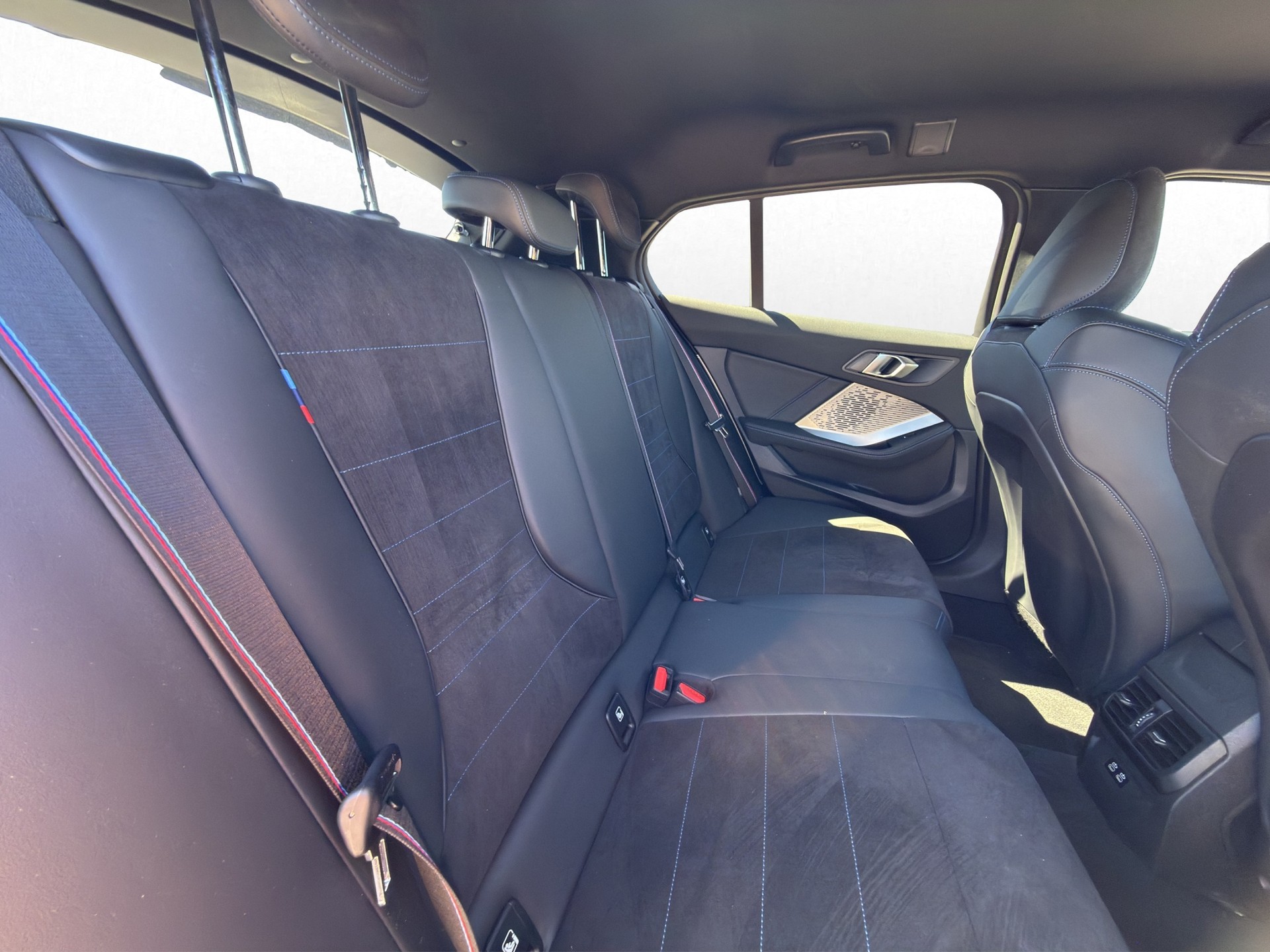 BMW 118d Steptronic M Sport Pro-image-30