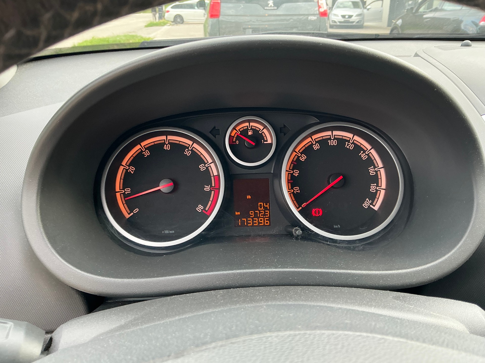 OPEL Corsa 1.4 TP Color Edition-image-9
