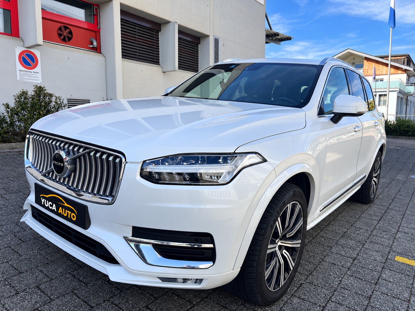 VOLVO XC90 B5 Diesel Mild Hybrid AWD Inscription Geartronic-showroom-element-1