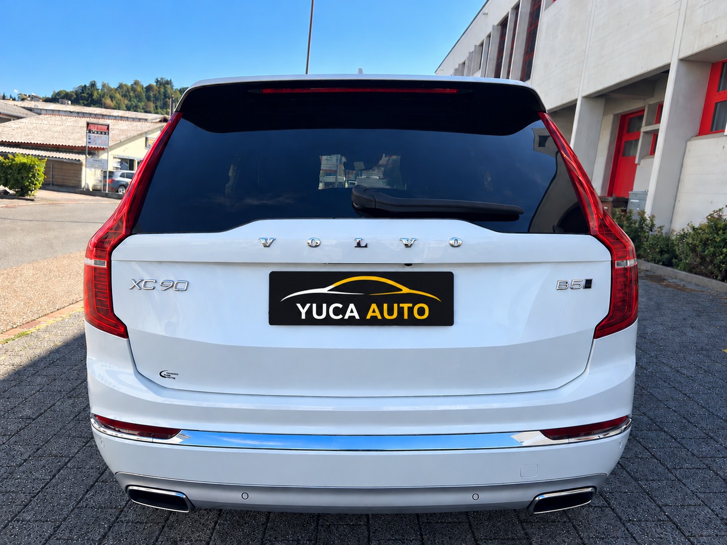 VOLVO XC90 B5 Diesel Mild Hybrid AWD Inscription Geartronic-showroom-element-2
