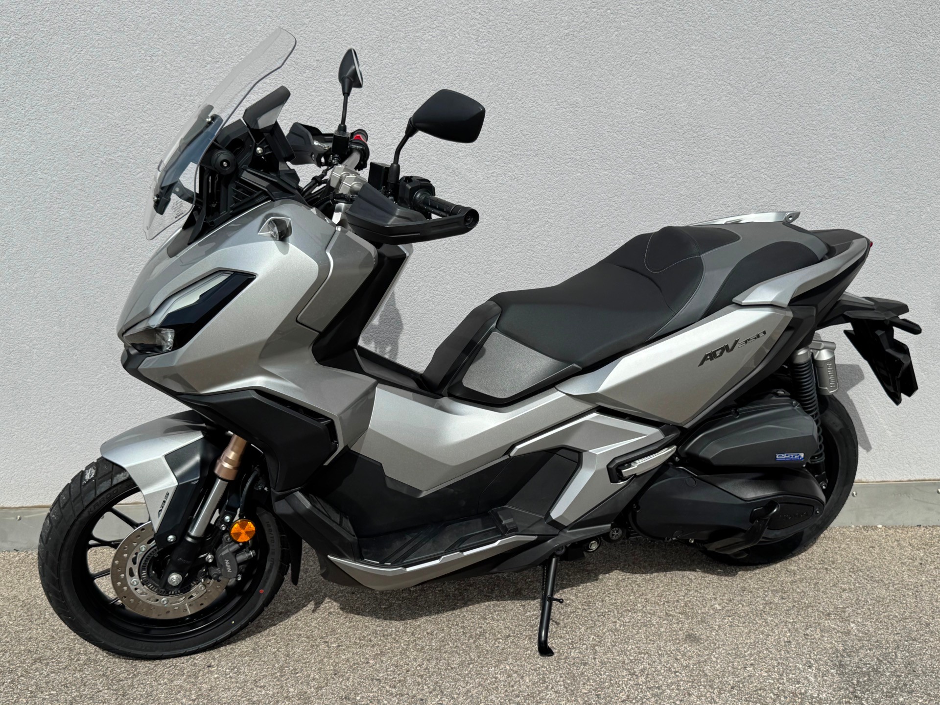 HONDA ADV 350-image-4