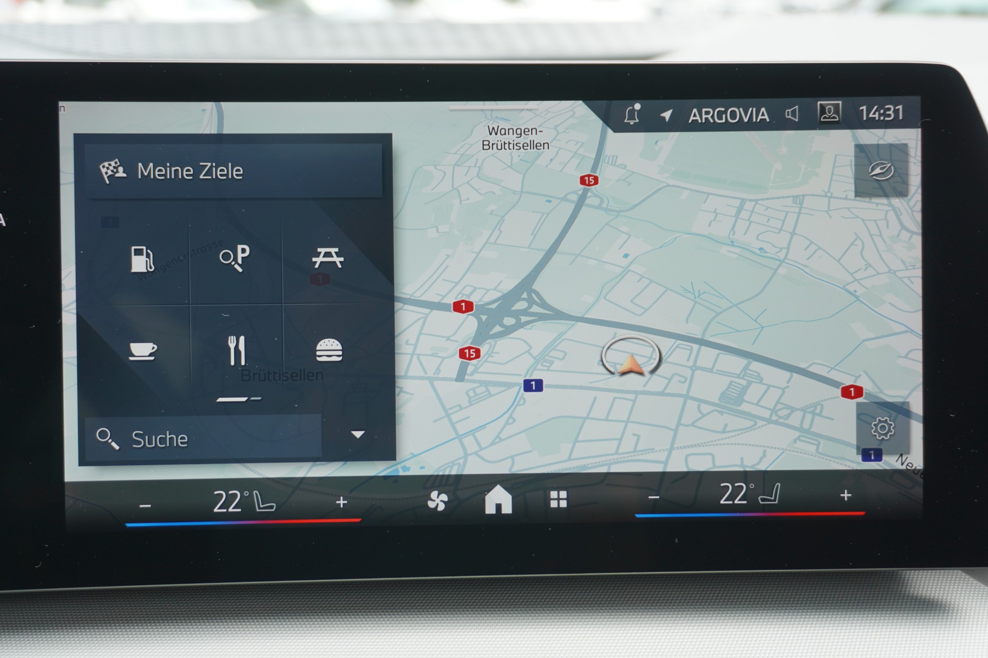 BMW 223d Active Tourer xDrive DKG-image-24