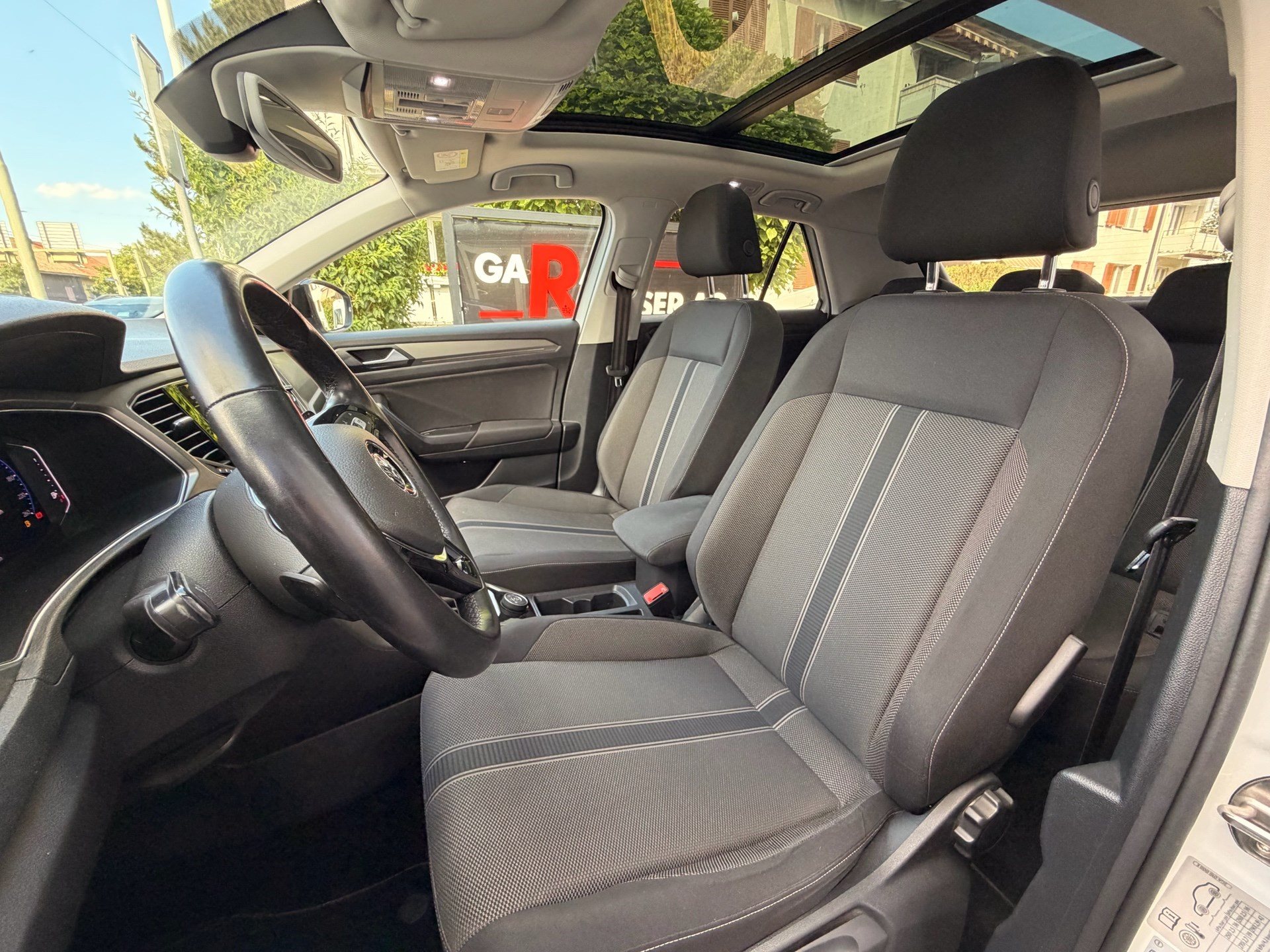 VW T-Roc 2.0 TSI 4MOTION STYLE ***ANHÄNGERKUPPLUNG & PANORAMAGLASDACH***-image-7