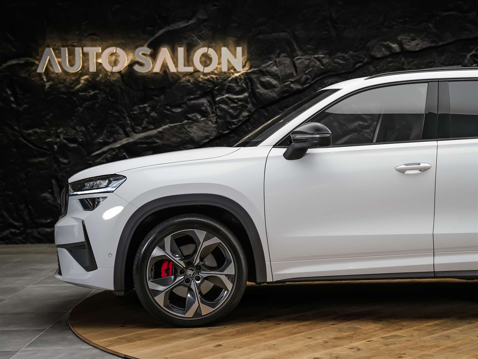 SKODA Kodiaq 2.0 TSI RS 4x4 *Head Up*Panorama*Standheizung*-image-17