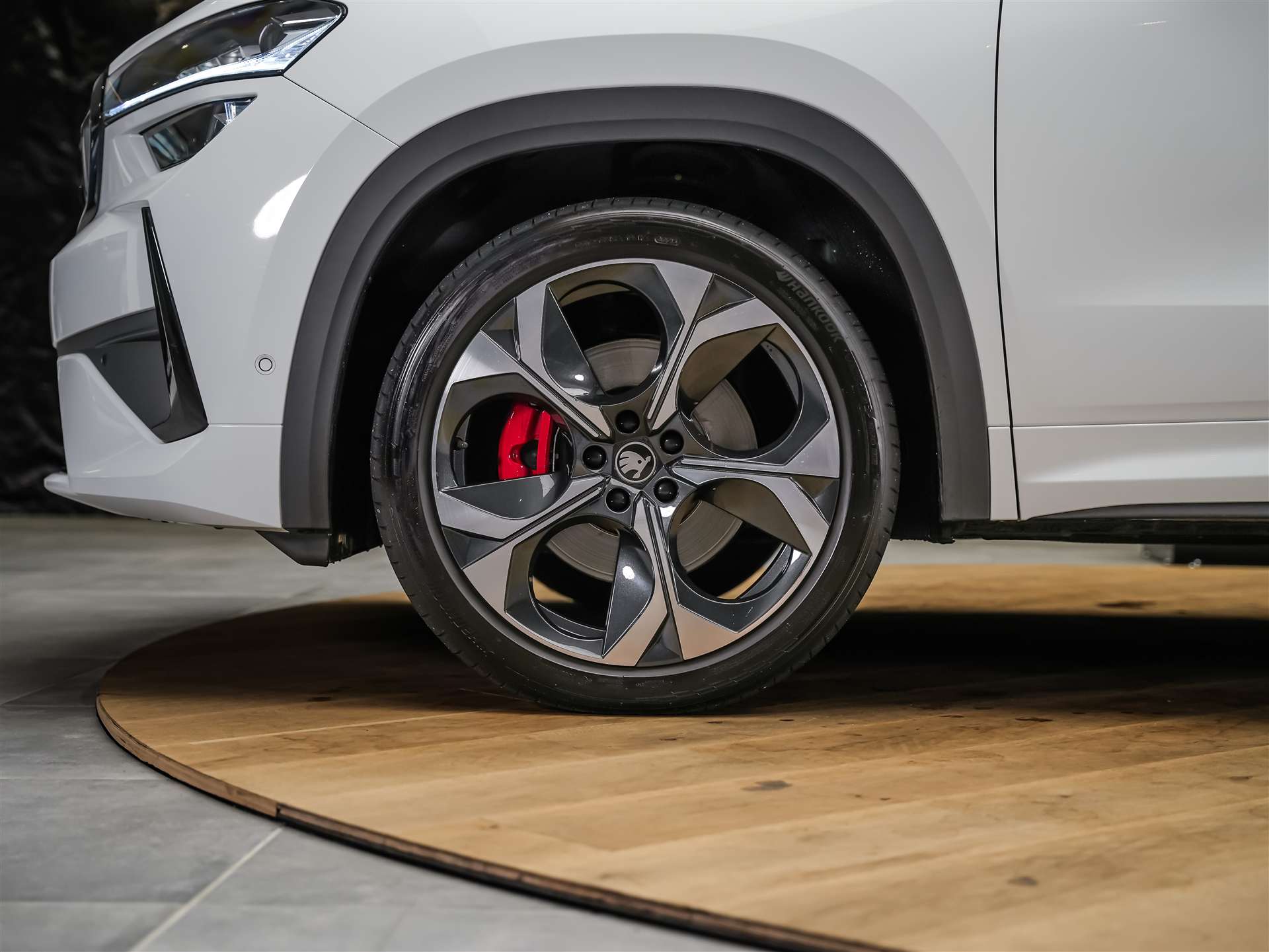 SKODA Kodiaq 2.0 TSI RS 4x4 *Head Up*Panorama*Standheizung*-image-18