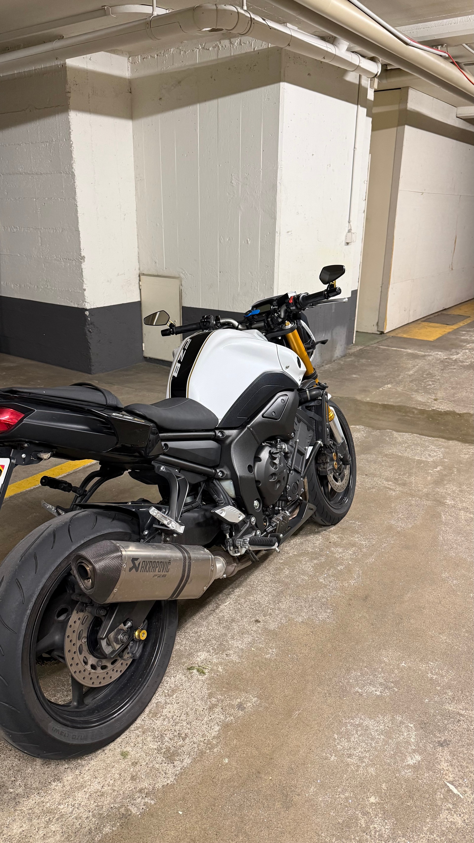 YAMAHA FZ8 N ABS-image-5
