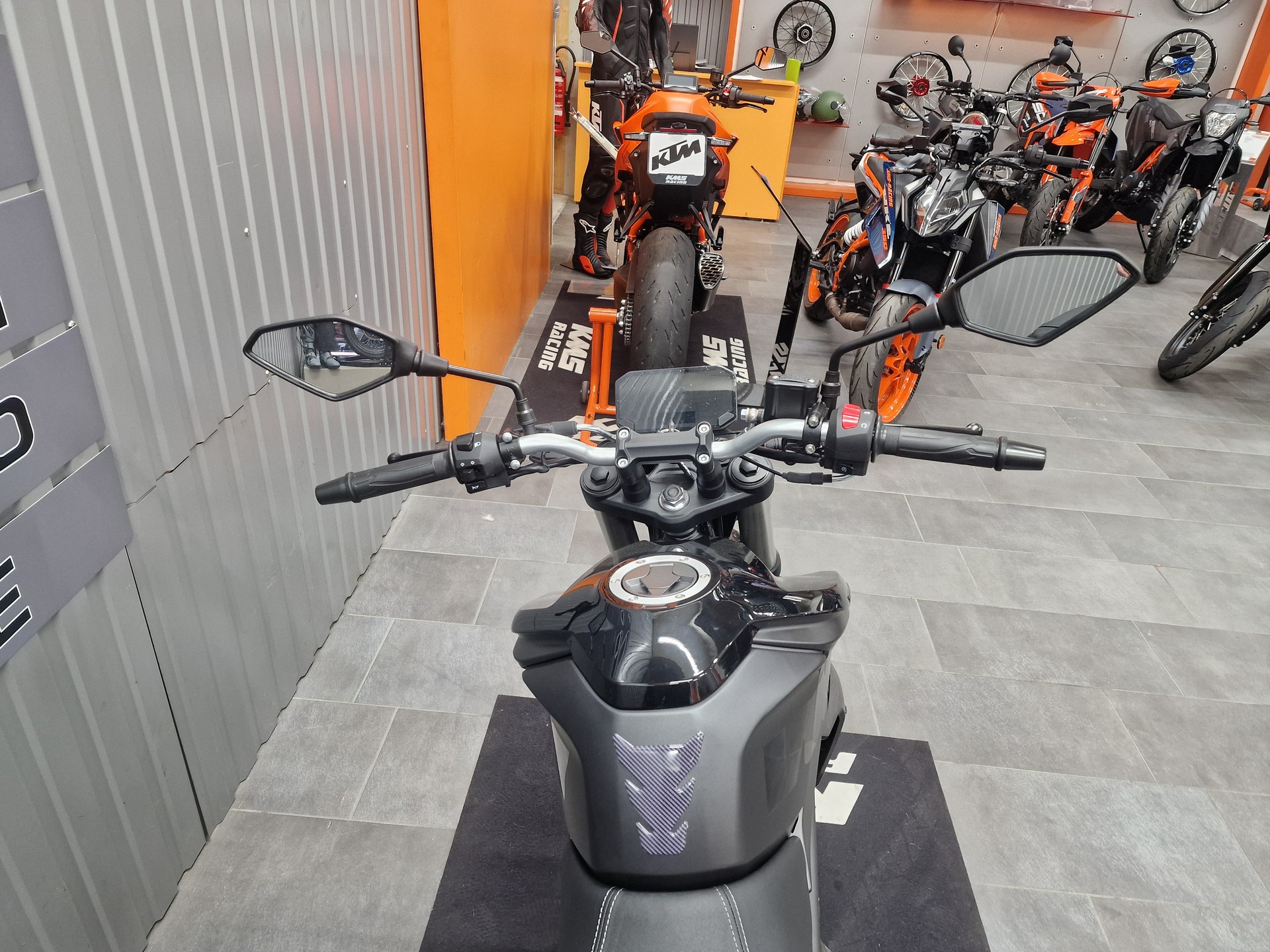 VOGE 125 R-image-5
