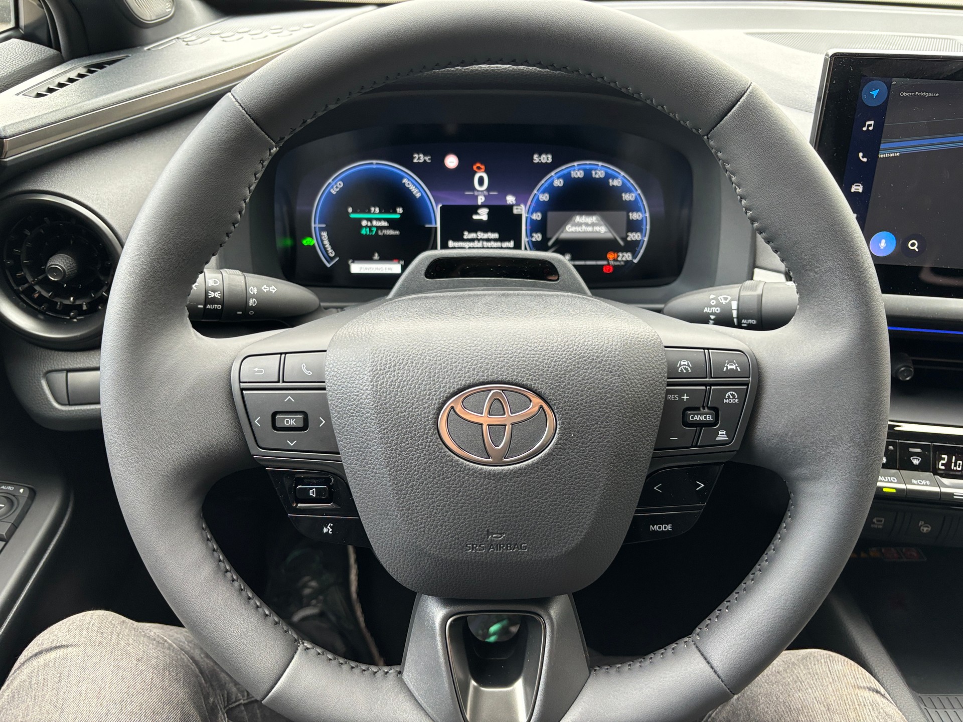 TOYOTA C-HR 2.0 HSD CVT Style 4WD-image-14