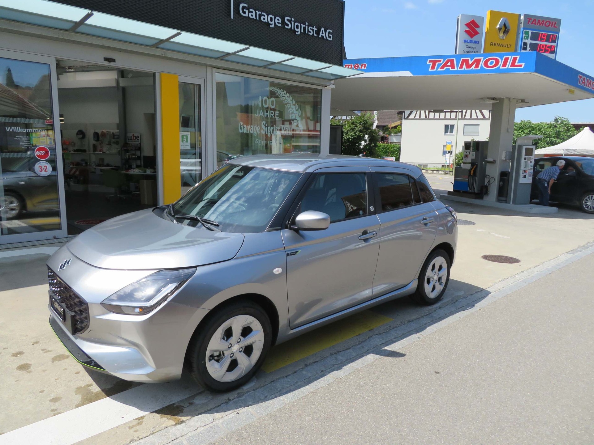 SUZUKI Swift 1.2 1st Edition Hybrid MY24-image-5