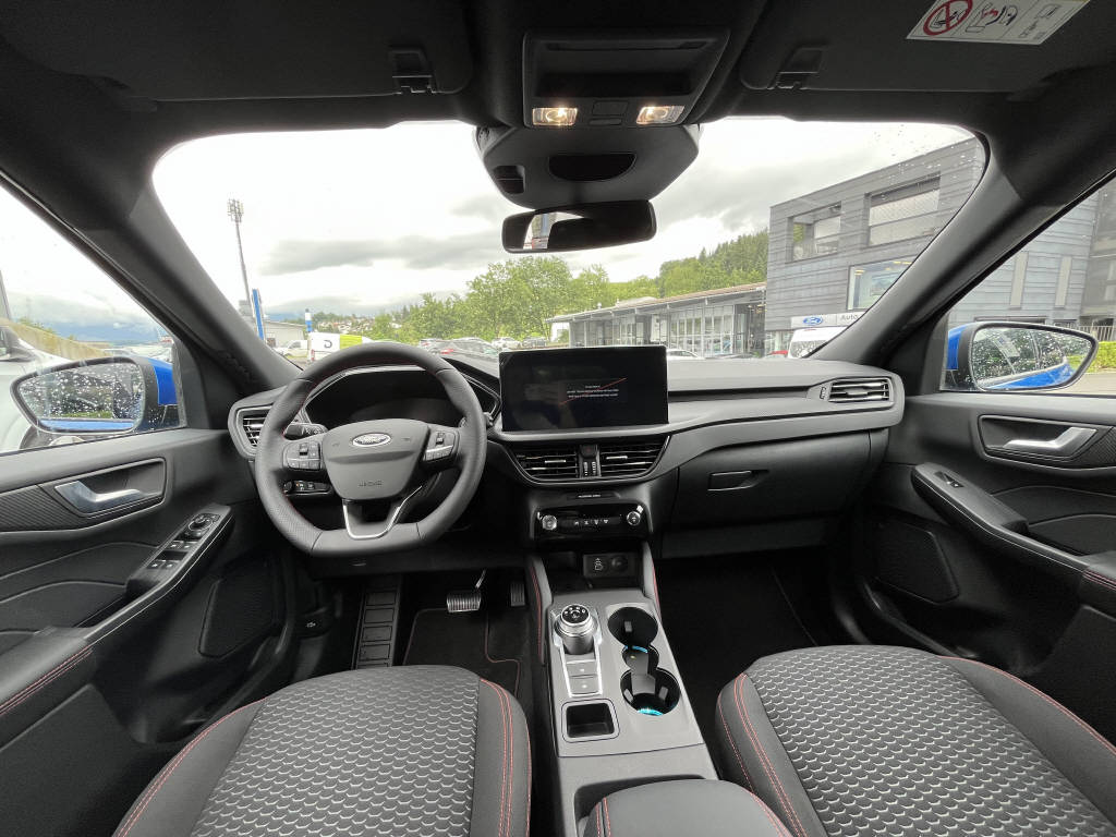 FORD Kuga 2.5 Plug-in Hybrid ST-Line-image-5