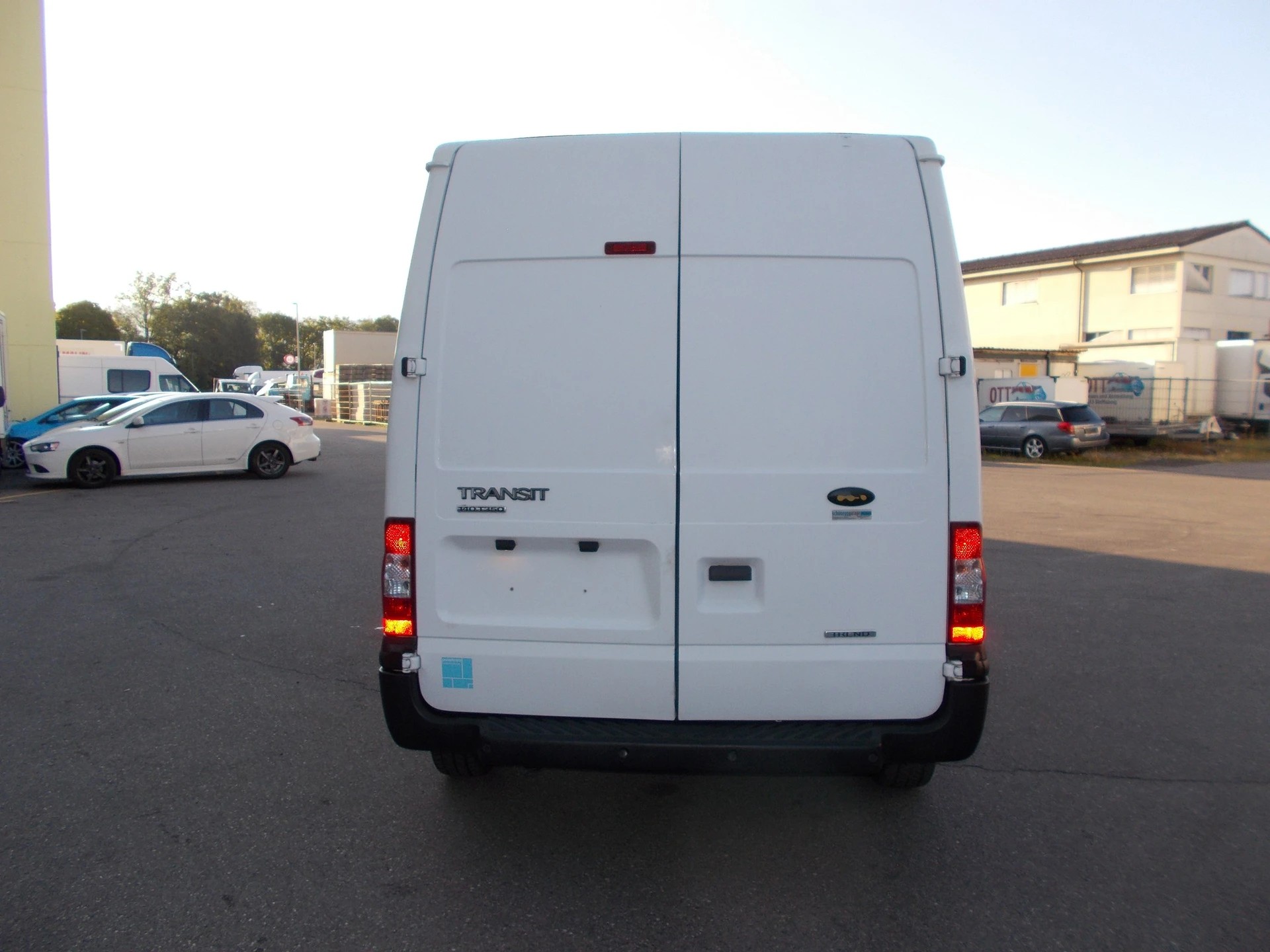FORD Transit Van 350L KÜHLKASTEN-image-4