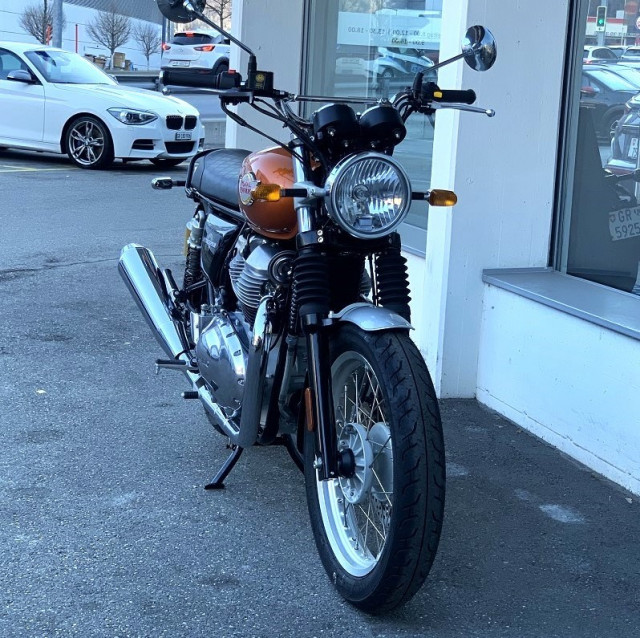 ROYAL ENFIELD Interceptor 650 Standard-image-0