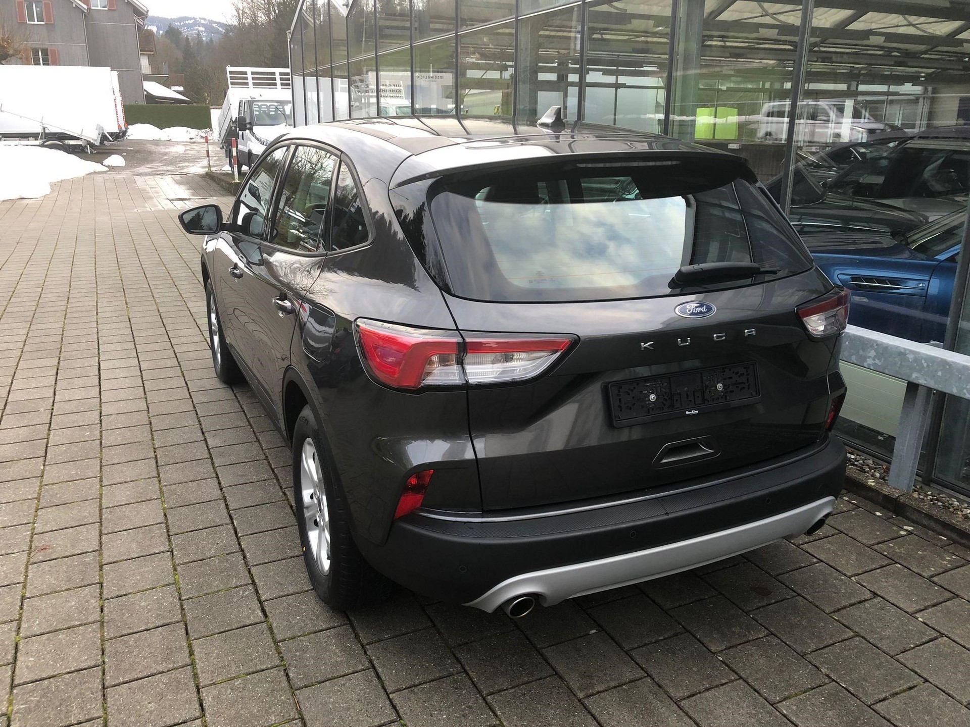 FORD Kuga 2.0 EcoBlue Cool & Connect 4x4-image-5