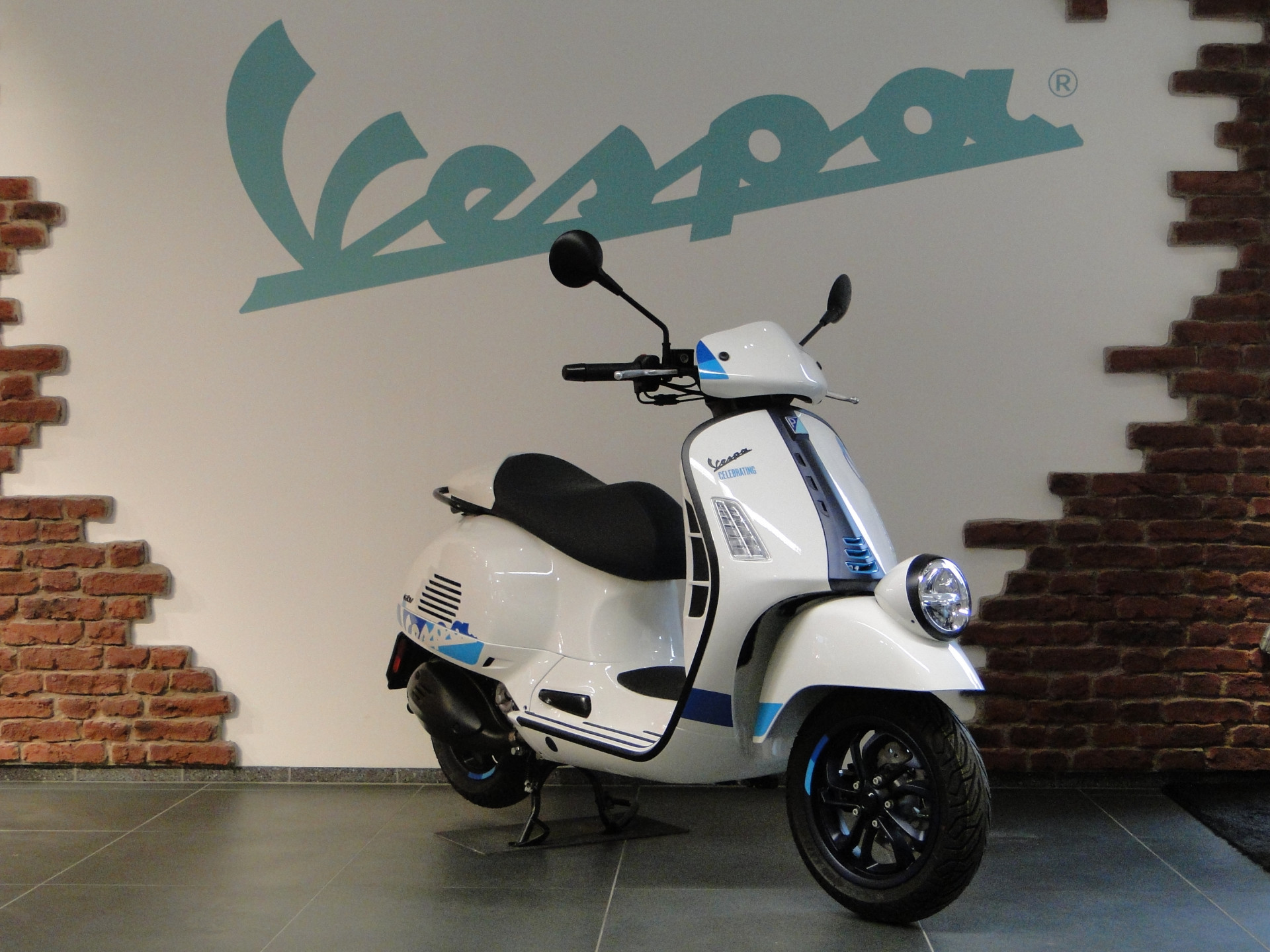 PIAGGIO Vespa GTV 300 HPE 140th of Piaggio-image-1