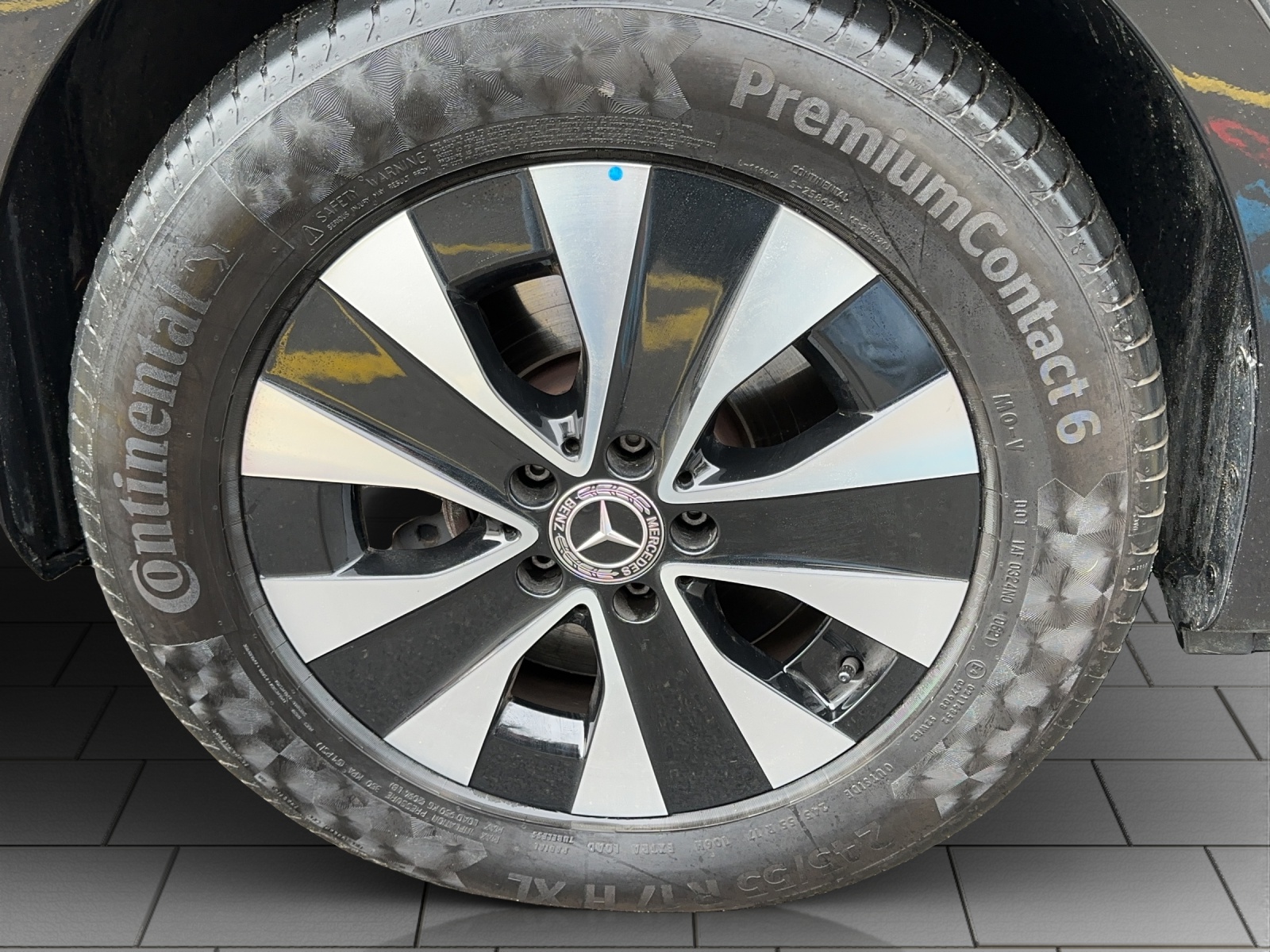 MERCEDES-BENZ EQV 300 Avantgarde lang 7-Plätze-image-8