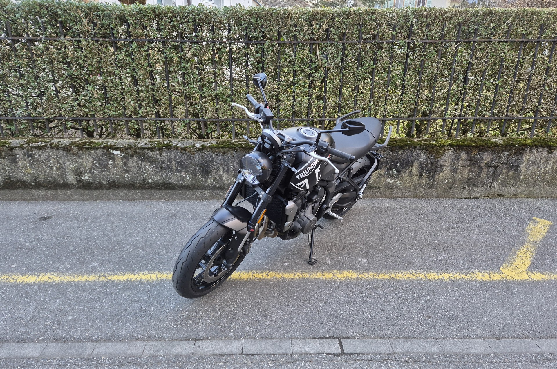 TRIUMPH Trident 660-image-4