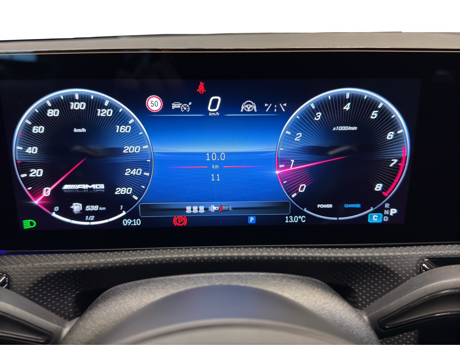 MERCEDES-BENZ A AMG 35 4Matic+ 8G-DCT-image-11