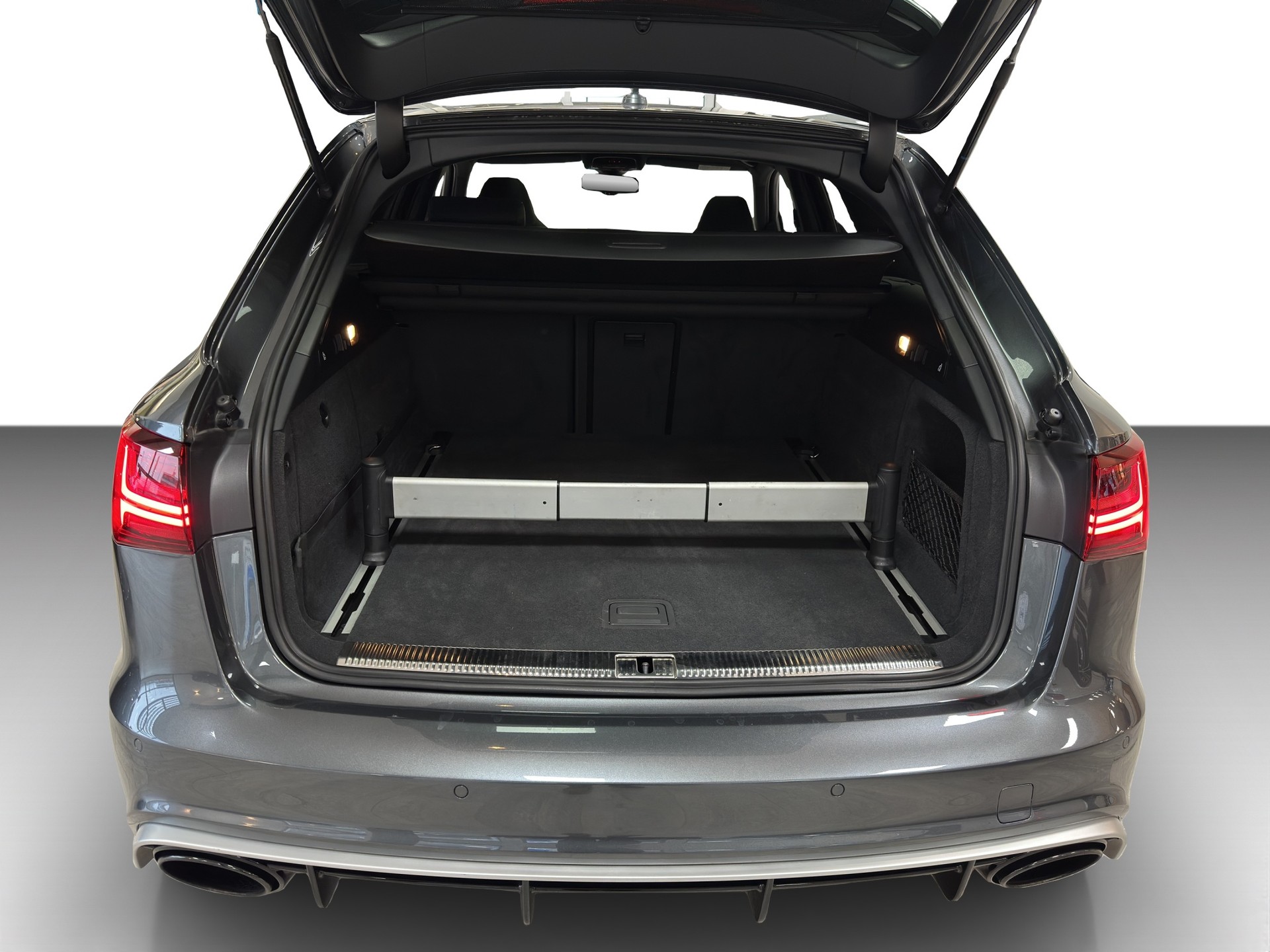 AUDI RS6 Avant 4.0 TFSI V8 performance quattro-image-11