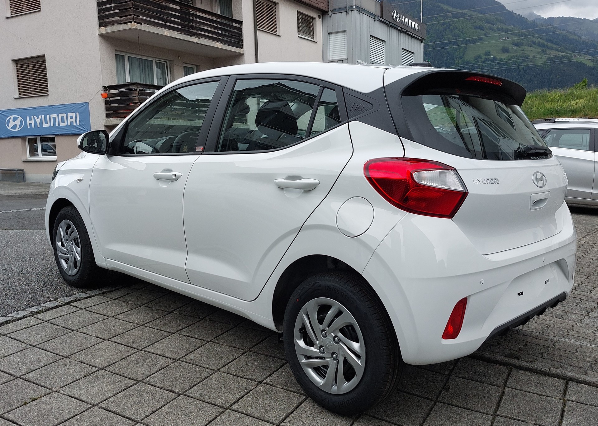 HYUNDAI i10 Origo-showroom-element-3