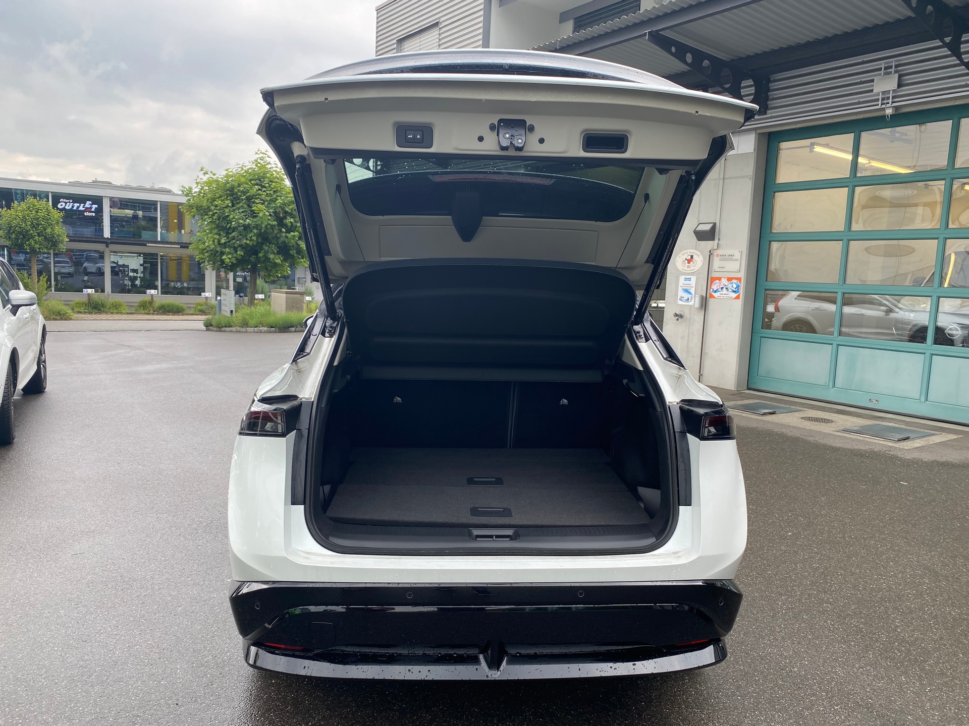 NISSAN Ariya 87 kWh e-4orce Evolve400 Allrad-image-15