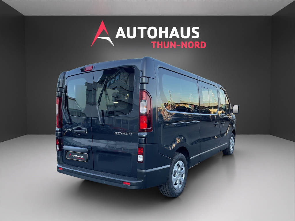 RENAULT Trafic Grand Passenger 2.0 dCi Blue 150 evolution-image-4