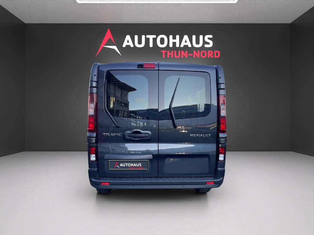 RENAULT Trafic Grand Passenger 2.0 dCi Blue 150 evolution-showroom-element-3