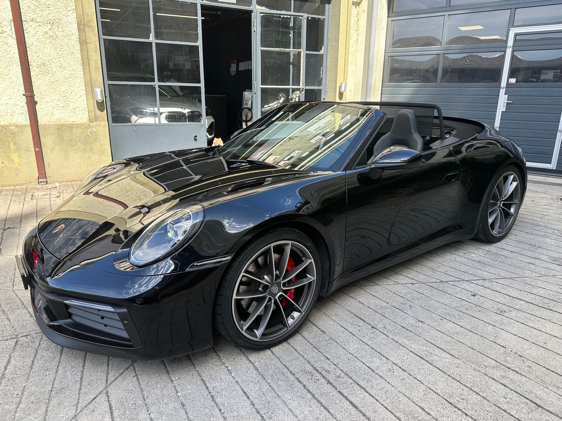 PORSCHE 911 Carrera S Cabriolet PDK-image-1