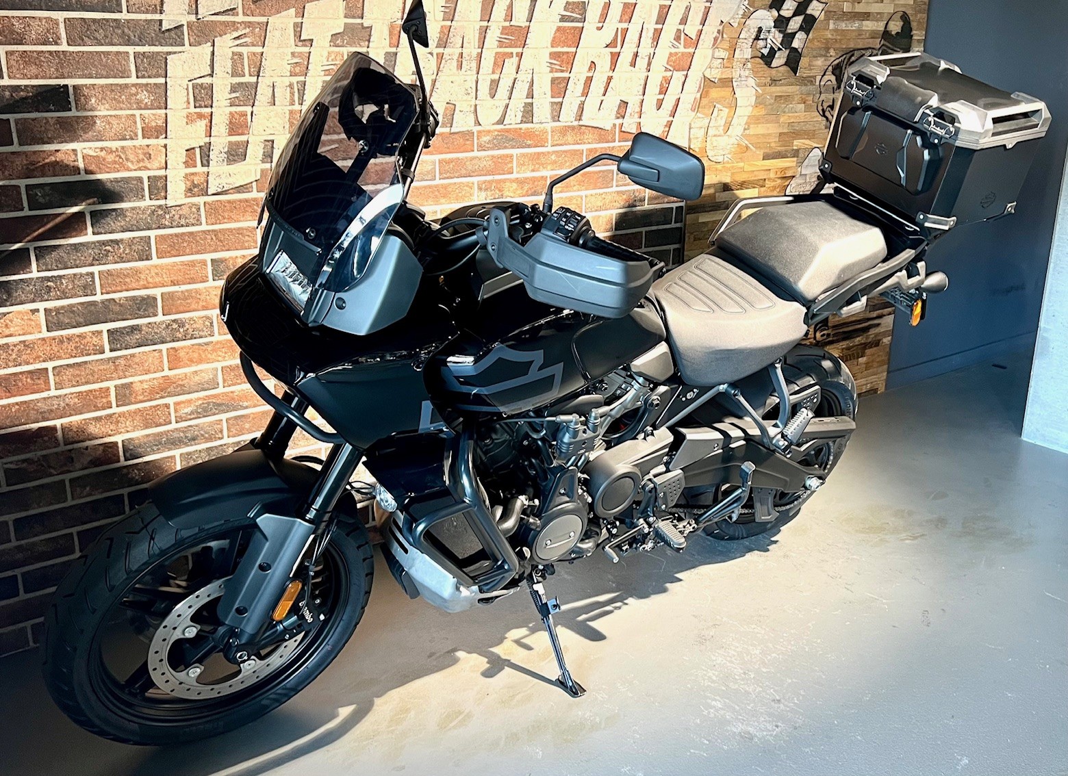 HARLEY-DAVIDSON RA Pan America 1250 Special-image-2