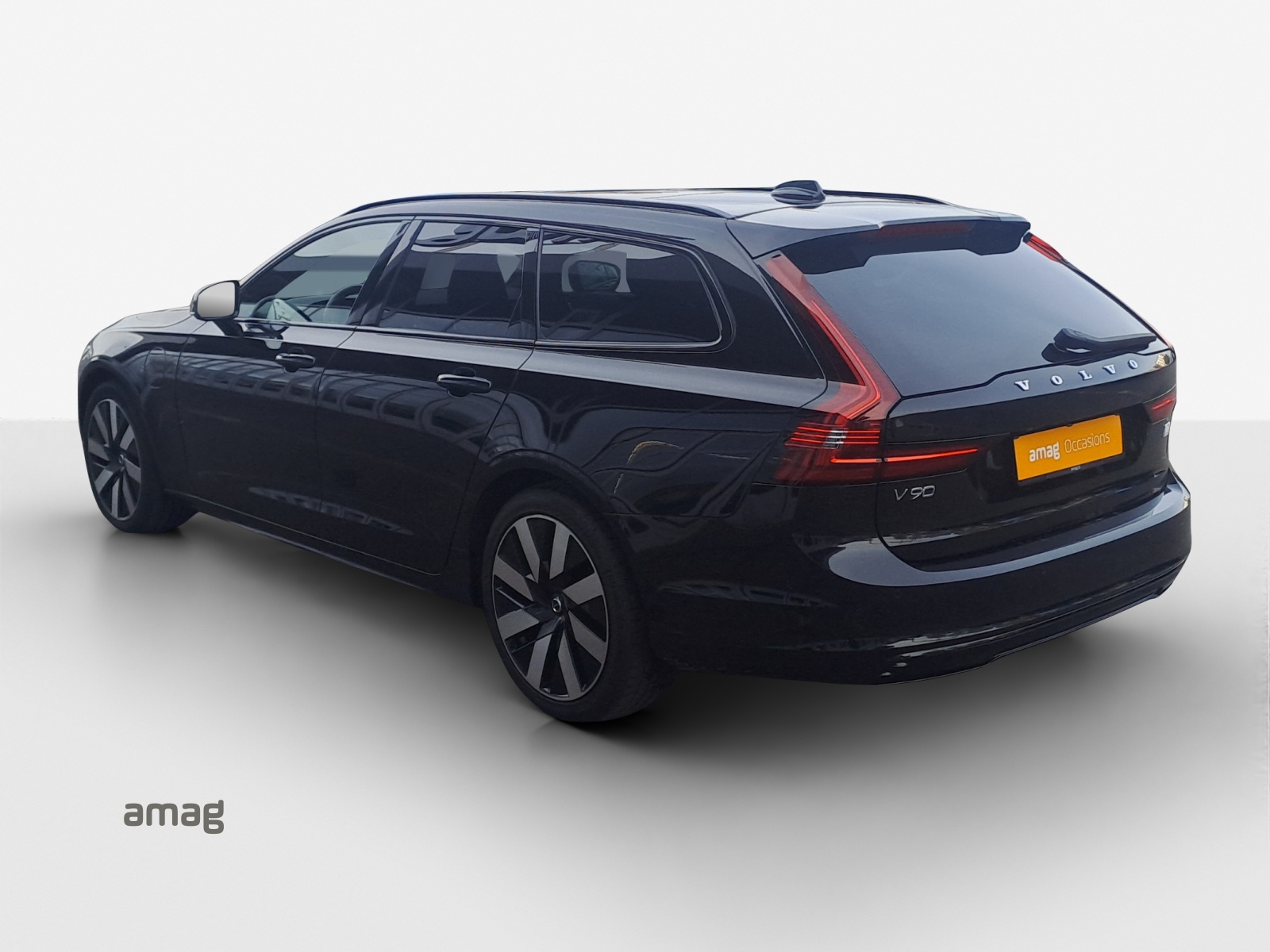 VOLVO V90 T8 eAWD Plug in Hybrid Ultimate Dark Geartronic-showroom-element-2
