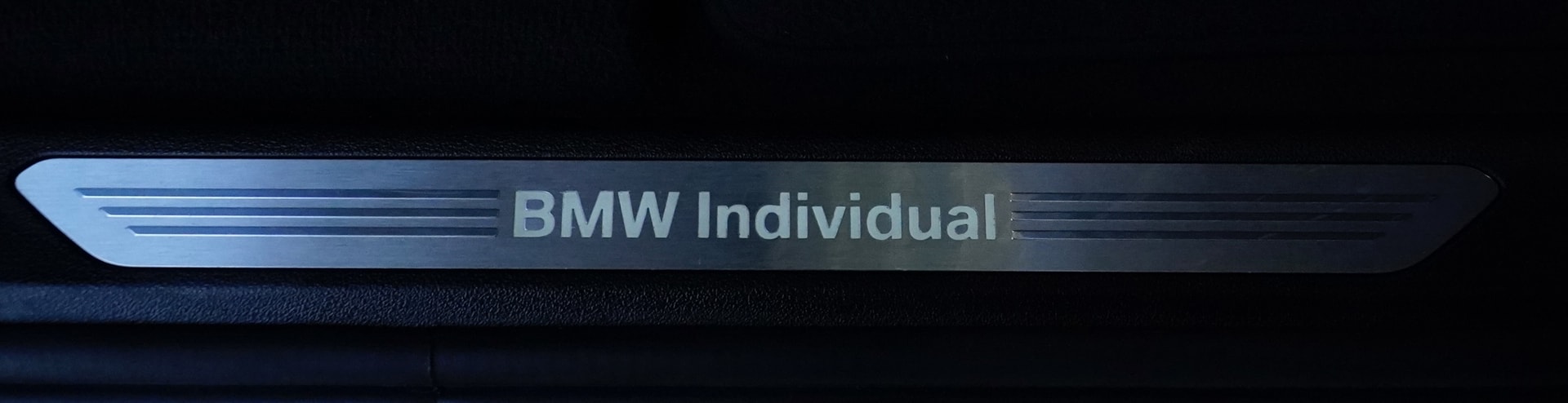 BMW X7 xDrive 30d Steptronic Individual *CH Fahrzeug & AHK-7 Sitze*-image-20
