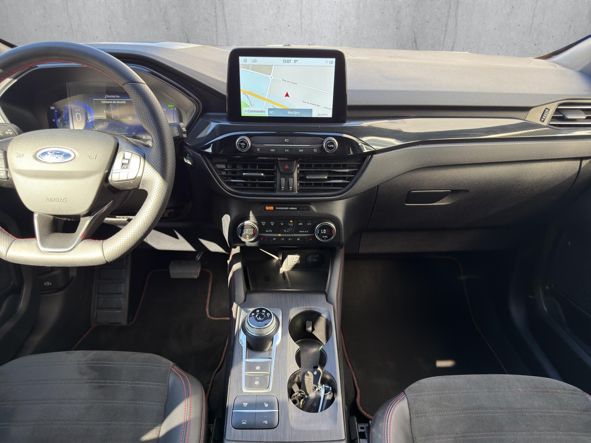 FORD Kuga 2.5 Hybrid ST-Line X 4x4-image-8