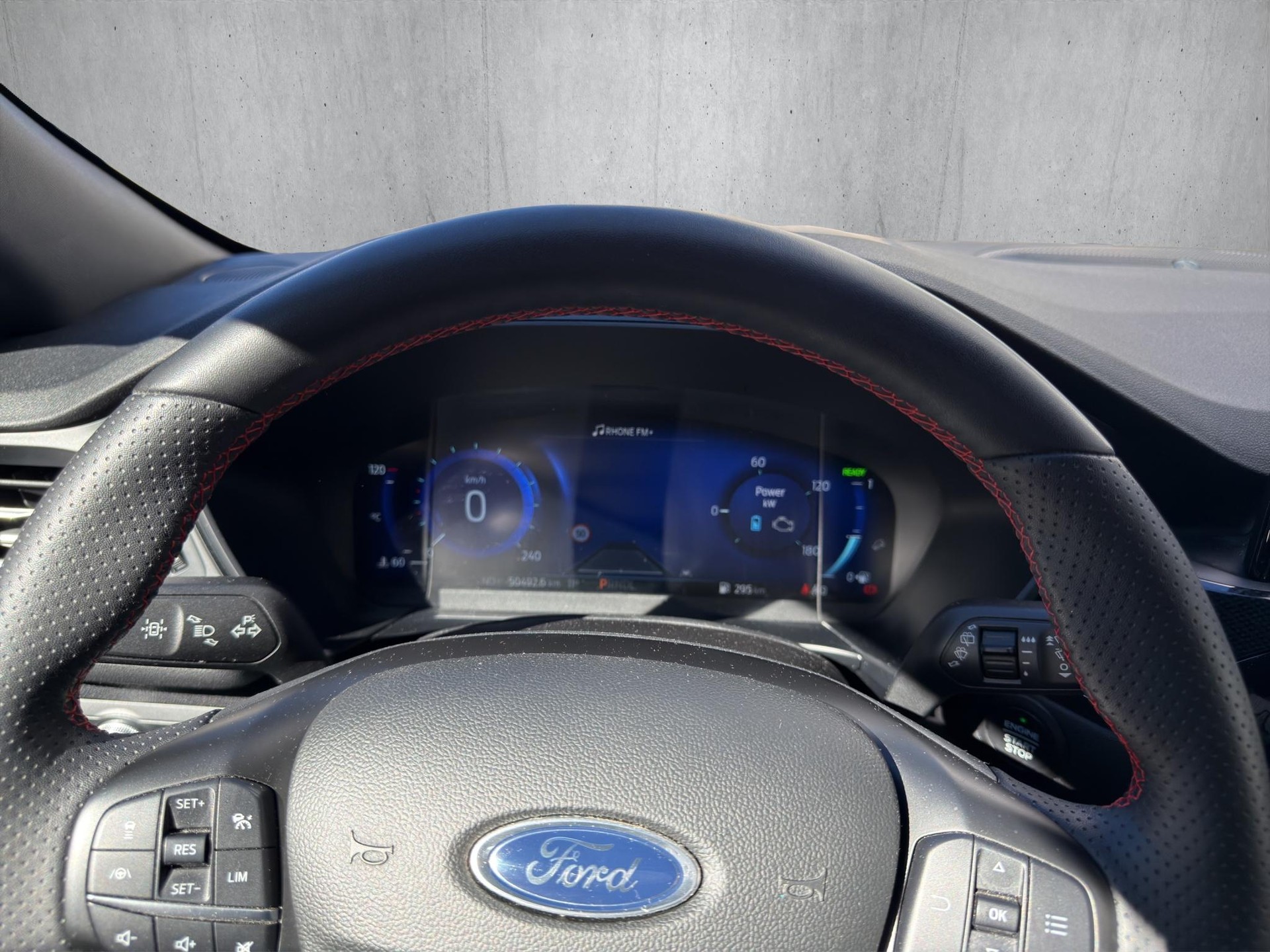 FORD Kuga 2.5 Hybrid ST-Line X 4x4-image-11