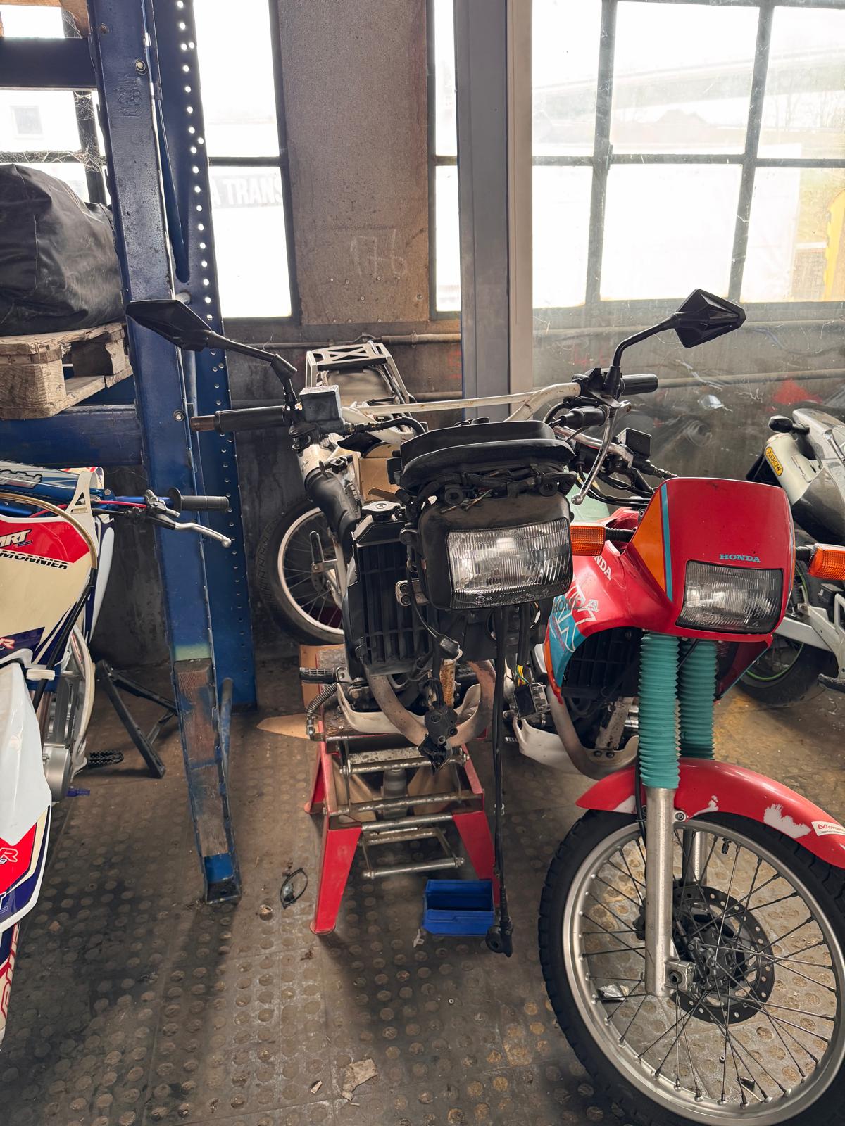 HONDA NX 250 M-image-9