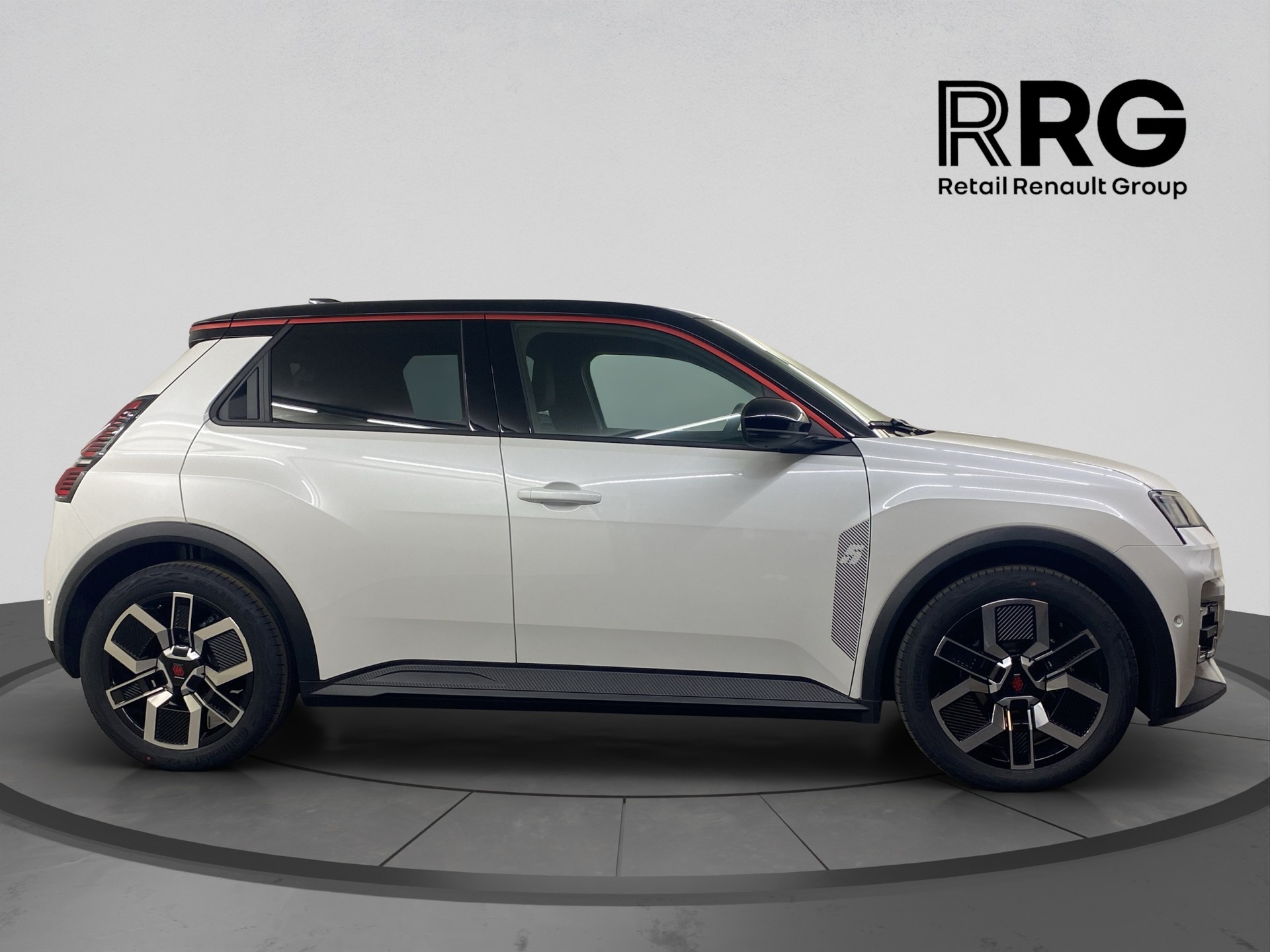 RENAULT R5 E-Tech Comfort Range 52 kWh Techno-image-1